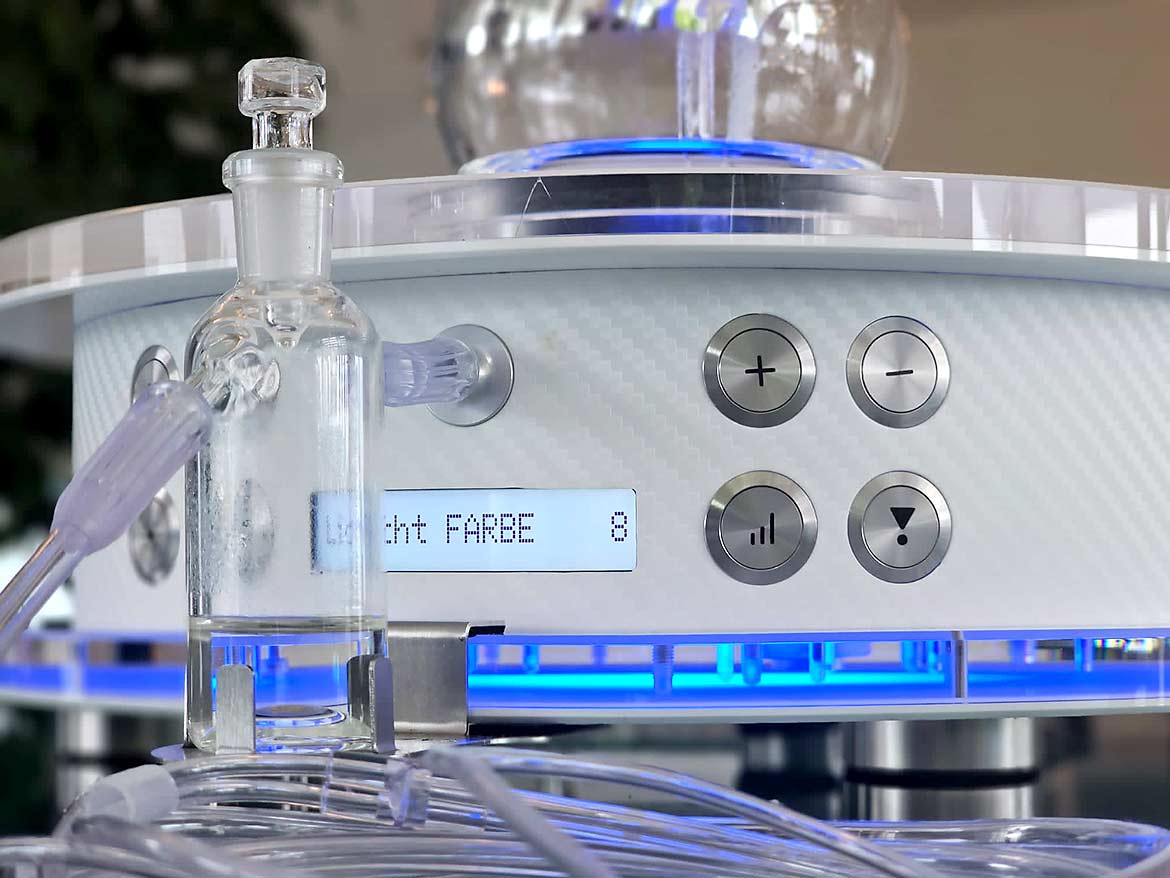 mit Aromatherapie und Farblicht blau