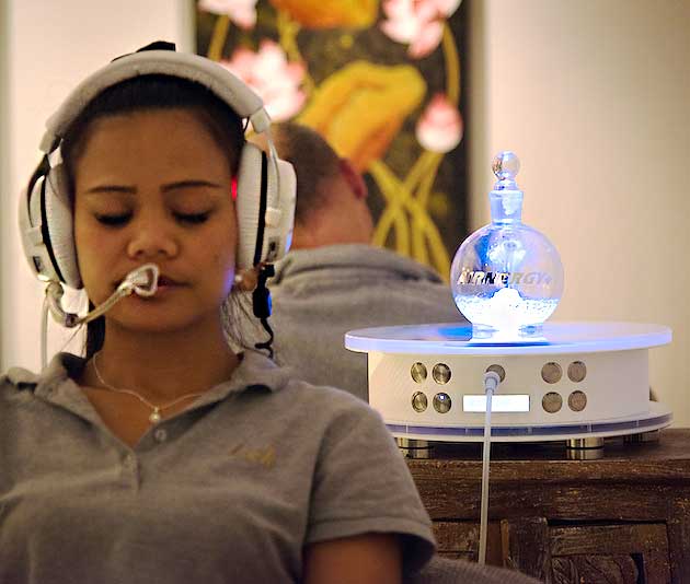 Energie-aufladen durch Atmen mit Airnergy, Foto Atemgerät